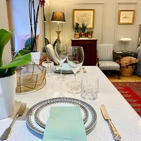 Apartment Old Designer Luxury